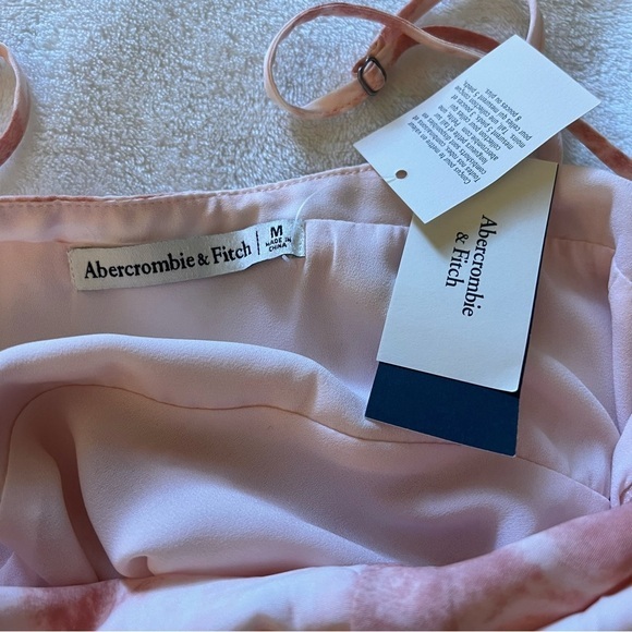ABERCROMBIE & FITCH Pink Tie Dye Print Cut Out Mini Slip Dress Size M NWT - Picture 9 of 9